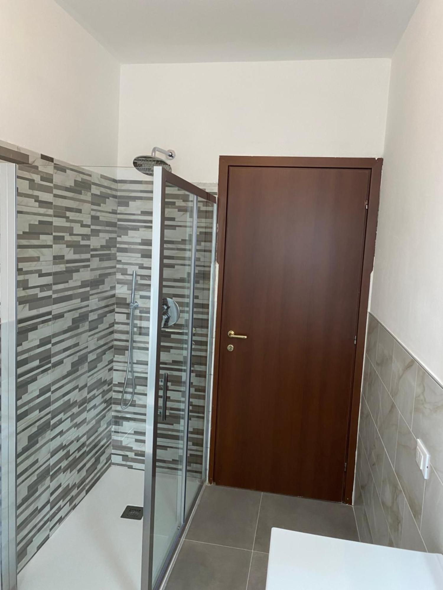Cozy Lake Como Apartments Valmadrera Exterior foto