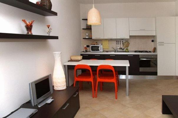 Cozy Lake Como Apartments Valmadrera Exterior foto