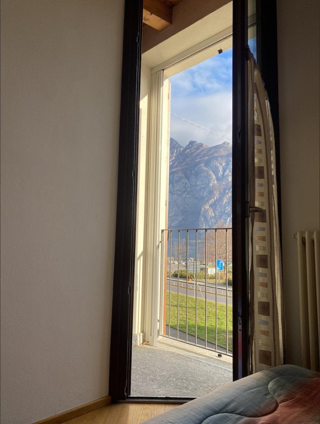 Cozy Lake Como Apartments Valmadrera Exterior foto