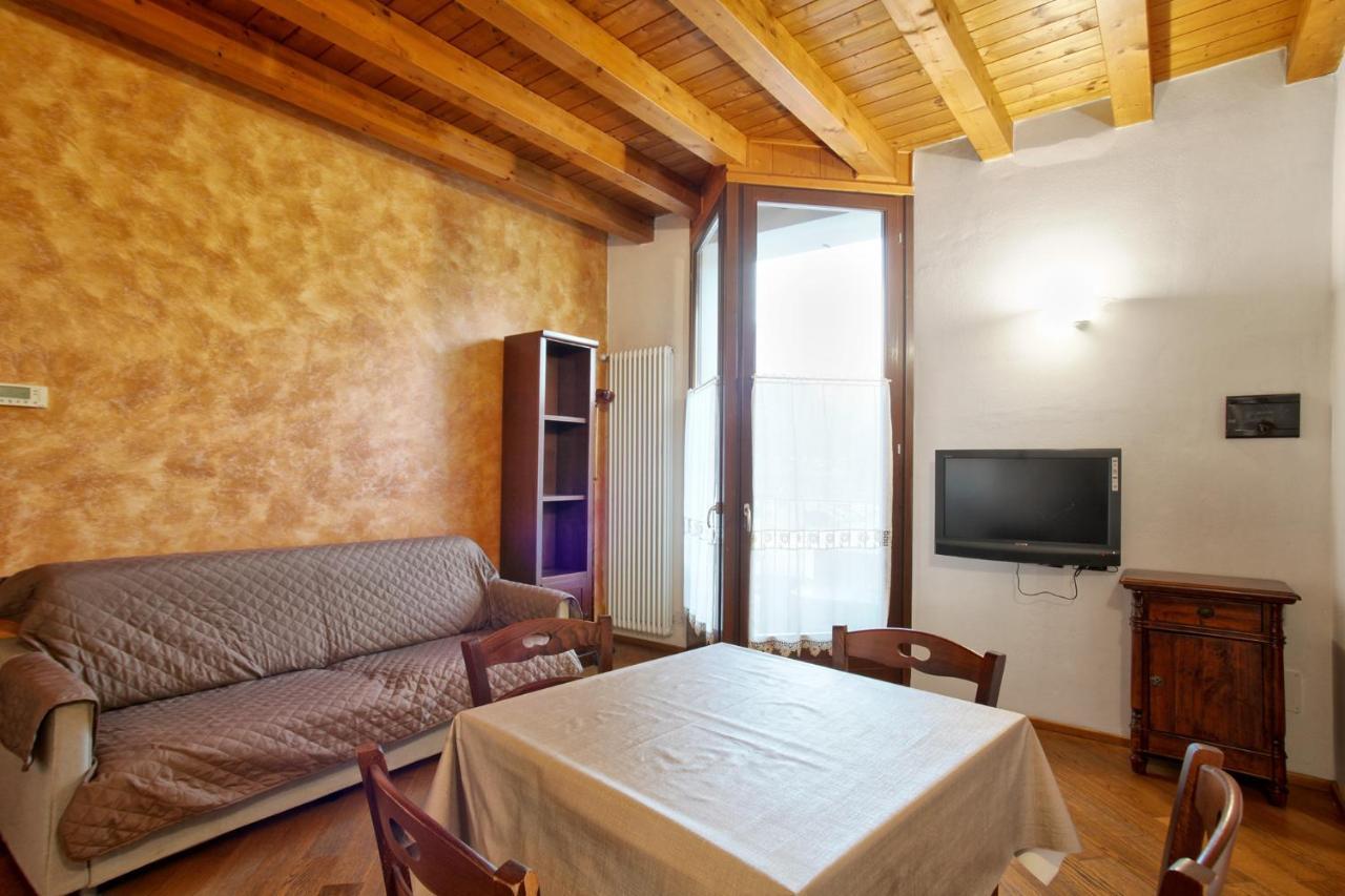 Cozy Lake Como Apartments Valmadrera Exterior foto